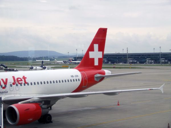 Avión Swiss
Lineas aéreas suizas
Palabras clave: Avión,volar
