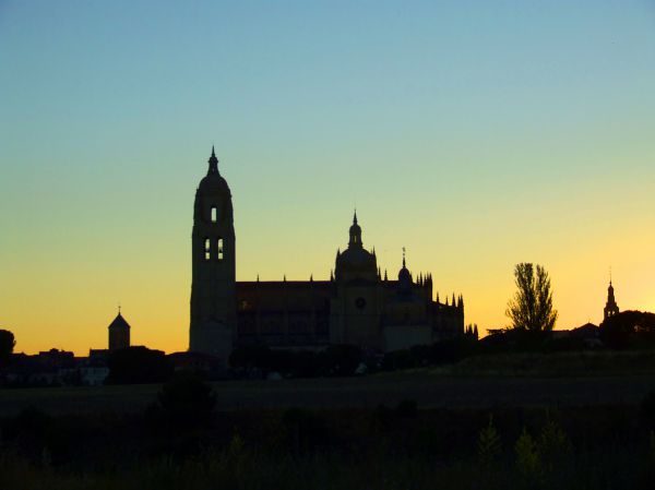 Catedral
Palabras clave: Segovia,Castilla y León,contraluz
