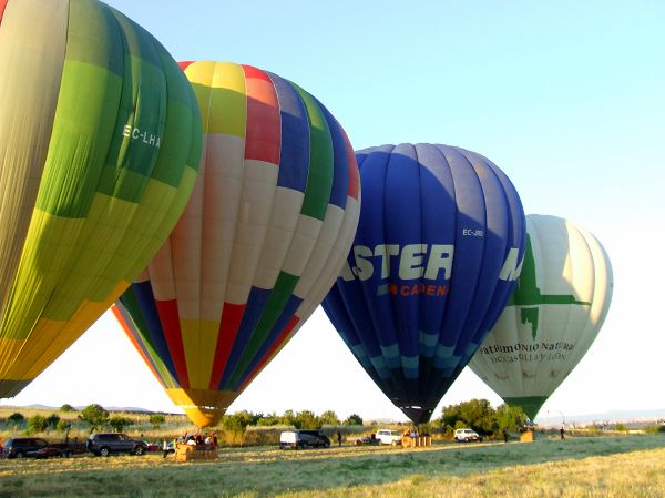 globos aerostáticos
Palabras clave: volar,vuelo,color