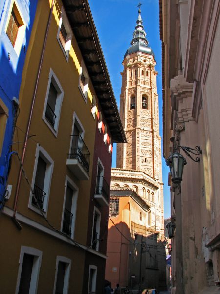 Torre mudéjar. Colegiata de Santa María. Calatayud. Zaragoza.
Palabras clave: mudejar
