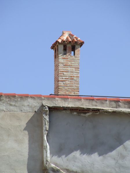 chimenea
Palabras clave: chimenea,tejado