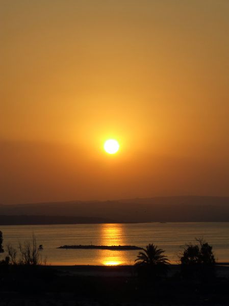 atardecer
Laguna de La Mata (alicante)
Palabras clave: mar,lago,contraluz