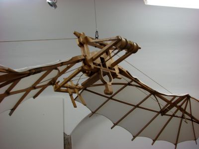 Máquina de Leonardo da Vinci
Palabras clave: Leonardo da Vinci,alas,maquina volar