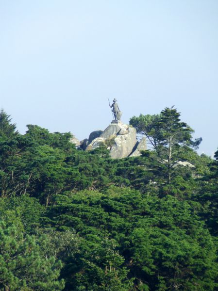 Estatua do guerreiro
Parque Nacional de Sintra
Palabras clave: Portugal,paisaje