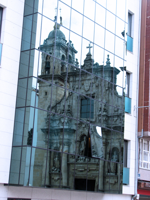 Iglesia de San Jorge. A Coruña.
Palabras clave: reflejo Iglesia San Jorge Coruña.