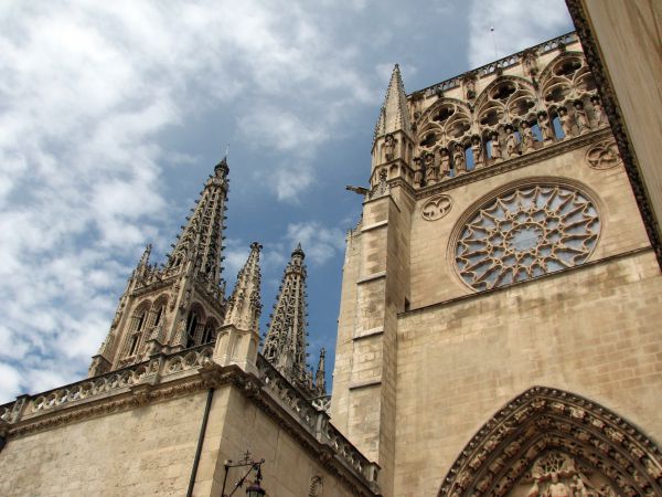 Burgos 7583
Catedral de Burgos desde la Puerta del Sarmental.
Palabras clave: catedral,Burgos,pinaculo,gotico,sarmental,roseton