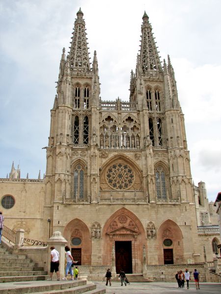 Burgos 7586
Catedral de Burgos. Fachada de Santa María.
Palabras clave: catedral,Burgos,puerta,santa maria,gotico