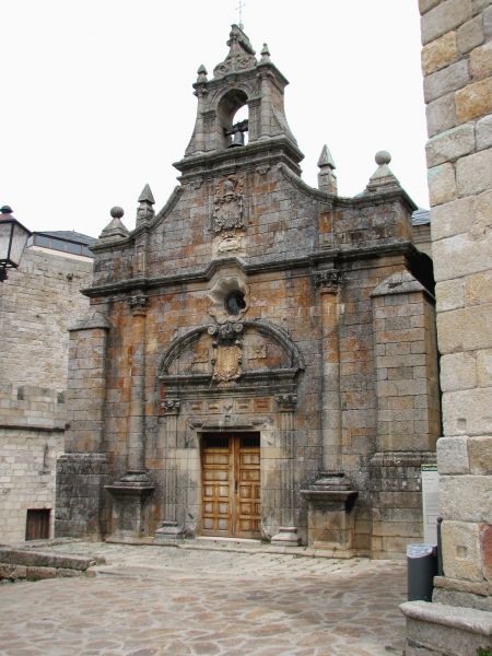 Iglesia de Santa María del Azogue. Puebla de Sanabria (Zamora).
Palabras clave: Iglesia de Santa María del Azogue. Puebla de Sanabria (Zamora).