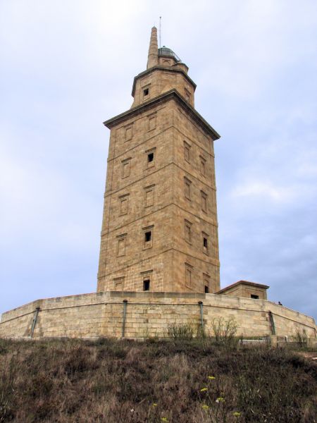 A Coruña. Torre de Hércules.
Palabras clave: coruña torre hércules