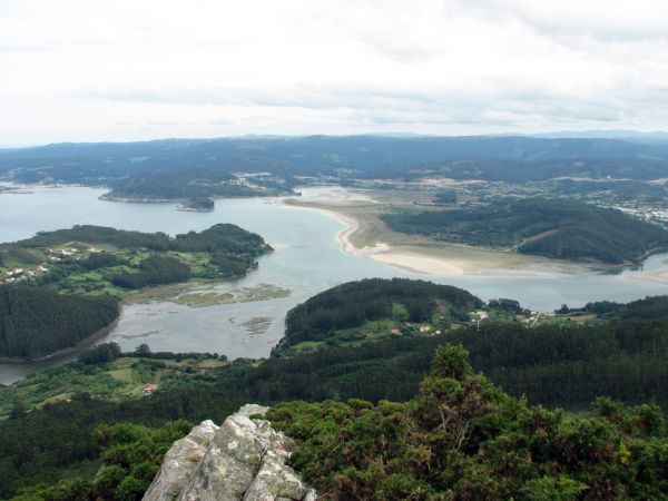 Ría de Ortigueira desde el Mirador de Miranda. Cariño (A Coruña).
Palabras clave: Ría de Ortigueira desde el Mirador de Miranda. Cariño (A Coruña).