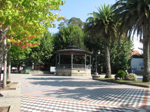 Templete en el Paseo de la Alameda. Noia (A Coruña). Rias Baixas.
Palabras clave: Paseo de la Alameda. Noia (A Coruña). Rias Baixas. templete