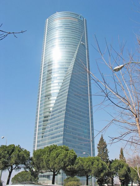 Complejo Cuatro Torres. Torre Espacio. Madrid.
Palabras clave: Complejo Cuatro Torres. Torre Espacio. Madrid.