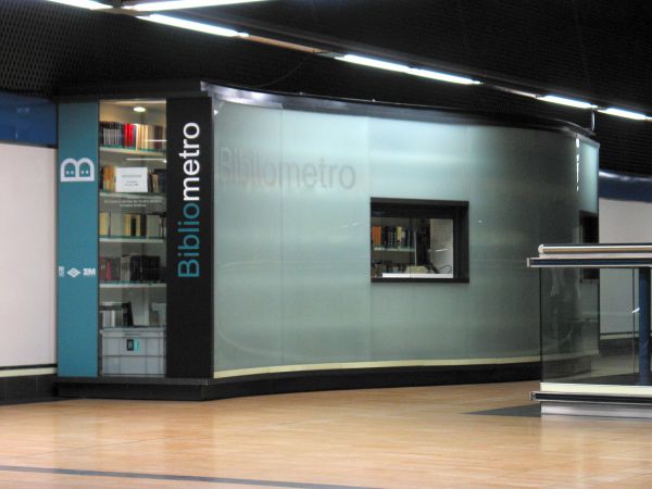 Biblimetro. Intercambiador de Chamartín.Madrid.
Palabras clave: biblioteca Biblimetro. Intercambiador de Chamartín.Madrid.