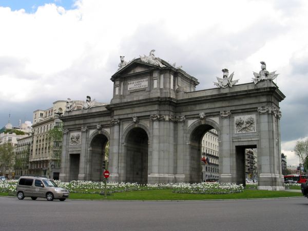 Puerta de Alcalá. Madrid.
Palabras clave: Puerta de Alcalá. Madrid.