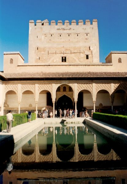 Patio de los Arrayanes. Alhambra de Granada.
Palabras clave: Patio de los Arrayanes. Alhambra de Granada.