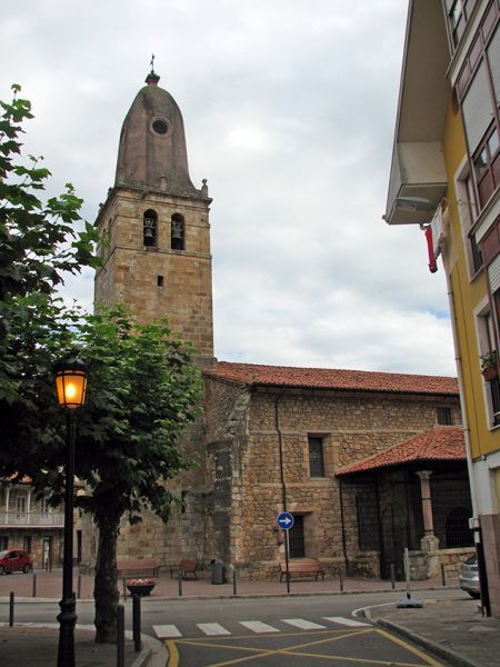Cabezón de la Sal (Cantabria).  Iglesia de San Martín (S.XVIII).
Palabras clave: Cabezón de la Sal (Cantabria). Iglesia de San Martín (S.XVIII).