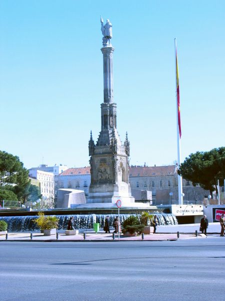 Plaza de Colón. Monumento a Colón. Madrid.
Palabras clave: madrid colon Plaza de Colón. Monumento a Colón. Madrid.
