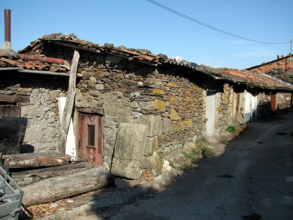 Castro Caldelas (Orense).
Palabras clave: Castro Caldelas (Orense).