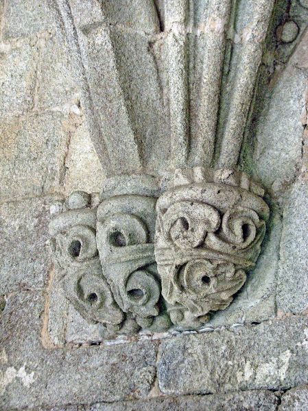 Monasterio de Santo Estevo de Ribas de Sil, Nogueira de Ramuín (Orense).  Detalle del claustro.
Palabras clave: monasterio galicia