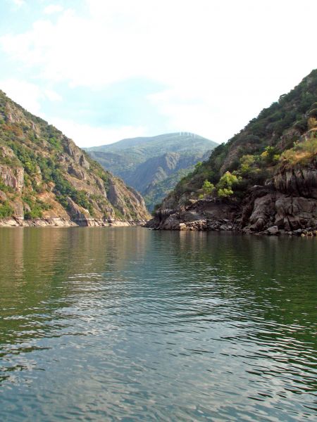 Cañones del Sil.
Palabras clave: rio Cañones del Sil. Ribeira Sacra. Galicia.