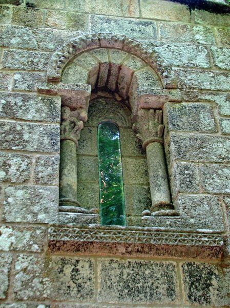 Monasterio de Santa Cristina de Ribas de Sil, Parada de Sil (Orense). Ribeira Sacra (Galicia).
Palabras clave: Monasterio de Santa Cristina de Ribas de Sil, Parada de Sil (Orense). Ribeira Sacra (Galicia). ventana