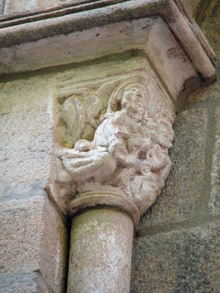 Monasterio de Santa Cristina de Ribas de Sil, Parada de Sil (Orense). Ribeira Sacra (Galicia). Detalle capitel.
Palabras clave: capitel Monasterio de Santa Cristina de Ribas de Sil, Parada de Sil (Orense). Ribeira Sacra (Galicia).