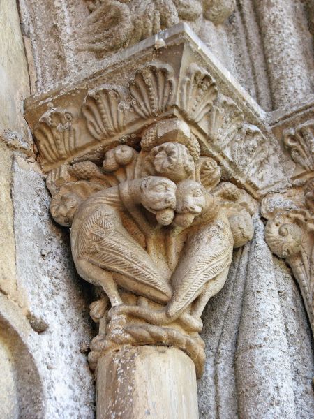 Monasterio de Santo Estevo de Ribas de Miño. O Saviñao (Lugo). Ribeira Sacra. Galicia. Detalle de capitel.
Palabras clave: capitel Monasterio de Santo Estevo de Ribas de Miño. O Saviñao (Lugo). Ribeira Sacra. Galicia.