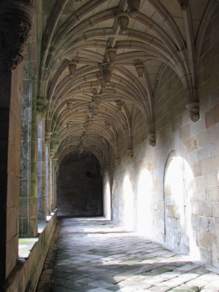Monasterio de Poio (Pontevedra).
Palabras clave: Monasterio de Poio (Pontevedra). claustro