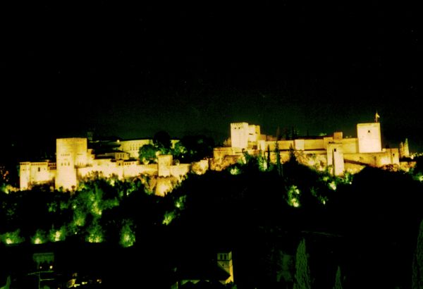vista nocturna
Alhambra de Granada.
Palabras clave: Alhambra de Granada. vista nocturna
