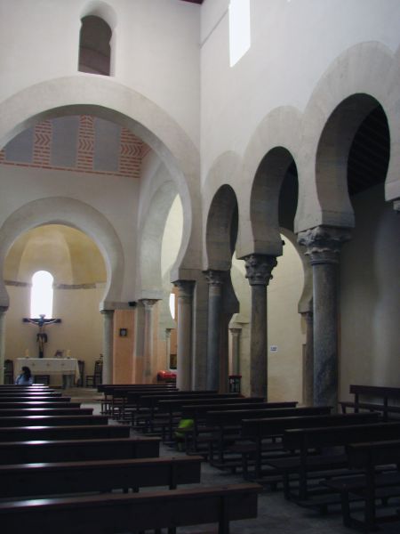 San Cebrian de Mazote
Iglesia mozarabe de San Cebrian de Mazote, Valladolid. 
Palabras clave: Iglesia,mozarabe,San,Cebrian,Mazote,Valladolid