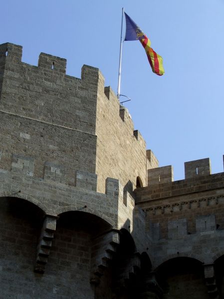 torre Puerta de Serranos
Palabras clave: Valencia,torre,bandera,almena