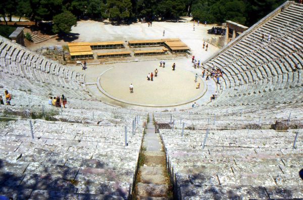 Teatro de Epidauro. Argólida. Peloponeso. Grecia.
Palabras clave: Teatro de Epidauro. Argólida. Peloponeso. Grecia.