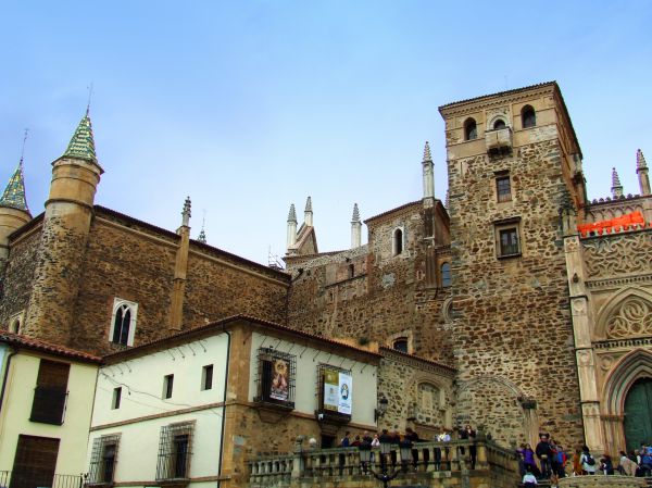 Monasterio de Guadalupe
Palabras clave: Cáceres,extremadura,turismo rural