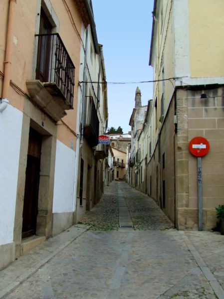 Logrosán
calle
Palabras clave: Cáceres,extremadura,turismo rural