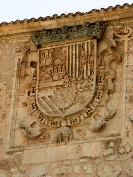 Covarrubias (Burgos).
Palabras clave: Covarrubias (Burgos). blason escudo nobiliario heraldico