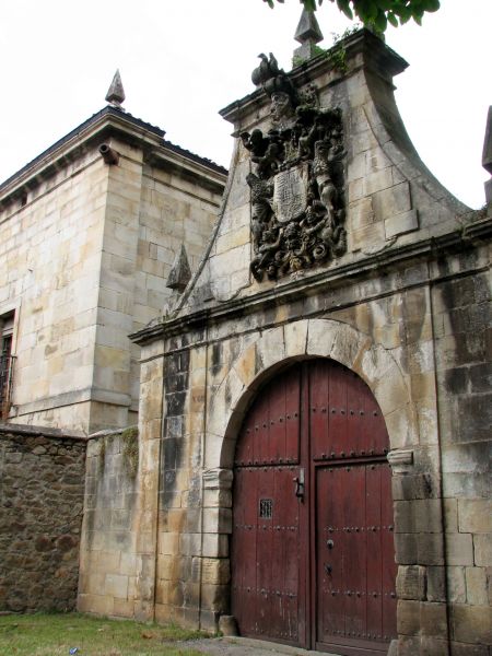 Palacio de Mercadal. Alceda. Cantabria.

Palabras clave: Palacio de Mercadal. Alceda. Cantabria.