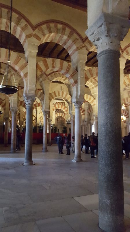 Mezquita-catedral
Palabras clave: Andalucía,Córdoba,Abderramán III,arco de herradura