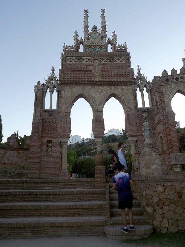 Arcos
Palabras clave: Benalmádena,Andalucía,castillo de Colomares