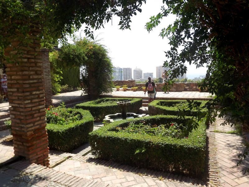 jardines
Palabras clave: Andalucía,castillo,histórico,alcazaba