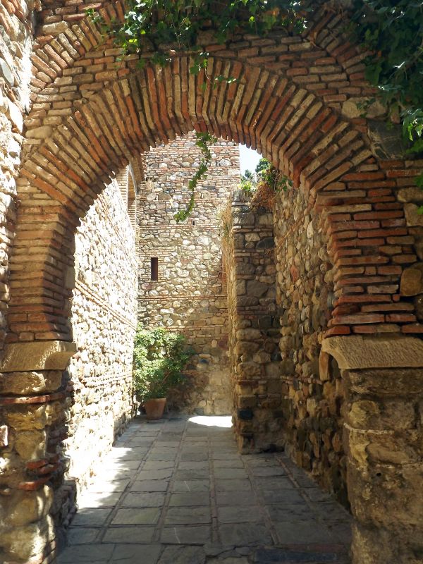 arco
Palabras clave: Andalucía,castillo,histórico,alcazaba