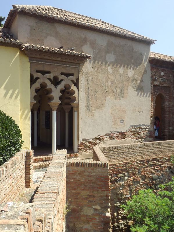 arcos lobulados
Palabras clave: Andalucía,castillo,histórico,alcazaba