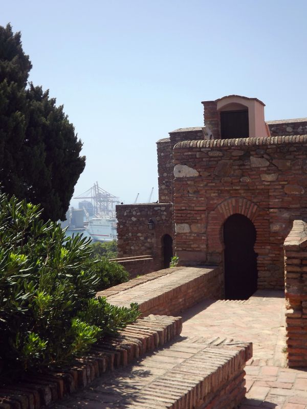 almenas
Palabras clave: Andalucía,castillo,histórico,alcazaba