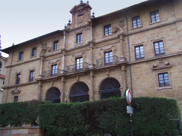 Oviedo
Palacio Regional. Oviedo.
Palabras clave: antiguo, histórico, Asturias, oviedo