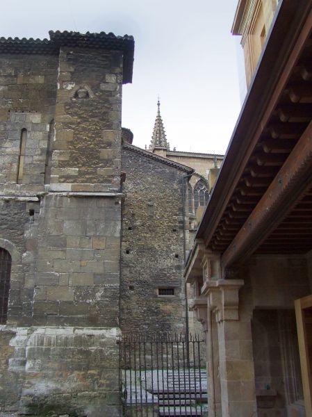 Oviedo
Oviedo.
Palabras clave: antiguo, histórico, Asturias, oviedo