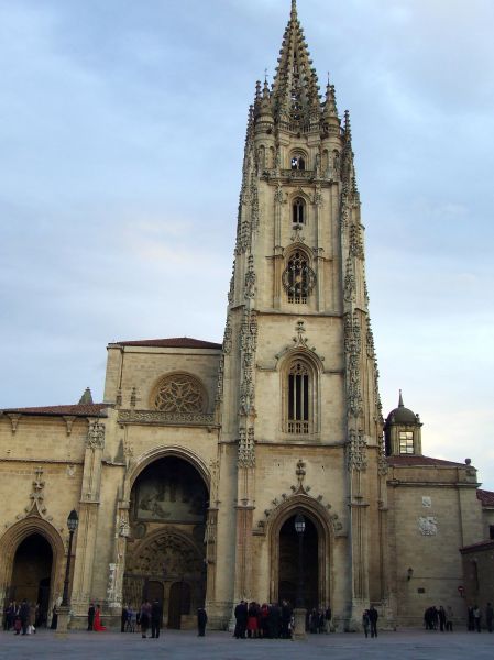 Oviedo
Catedral de Oviedo.
Palabras clave: Asturias, catedral, antiguo, histórico,